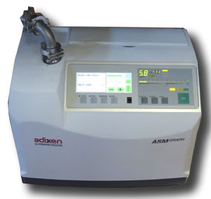 integrated mass spectrometer